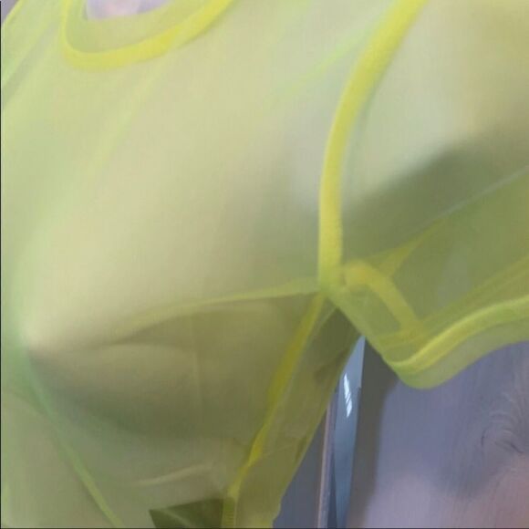 𝅺emma & Sam y2k mesh tee - Picture 3 of 3